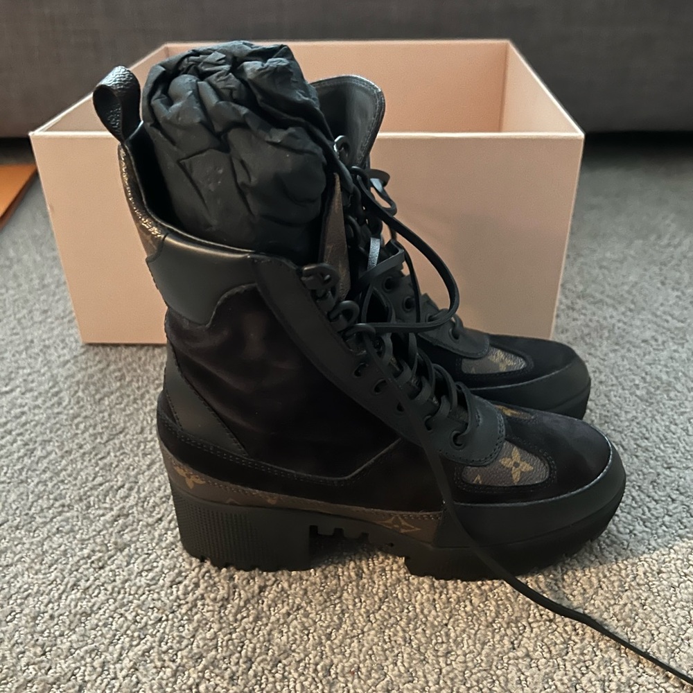 Laureate Platform Desert Boot - image 4